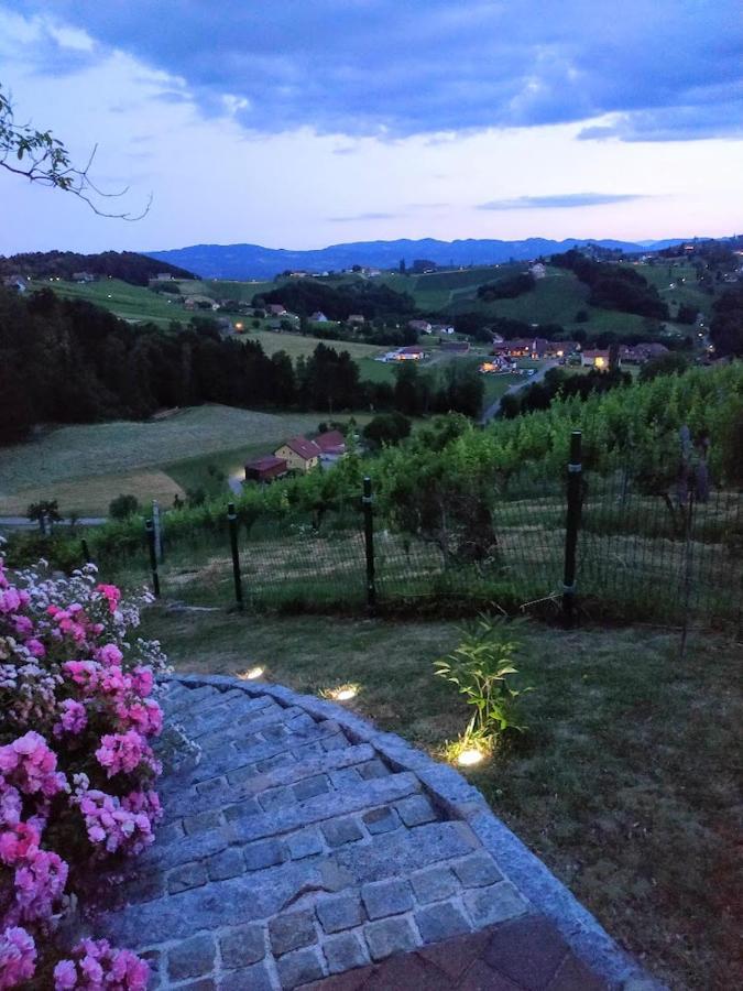 Das Weinberghaus Ratsch an der Weinstraße Eksteriør bilde