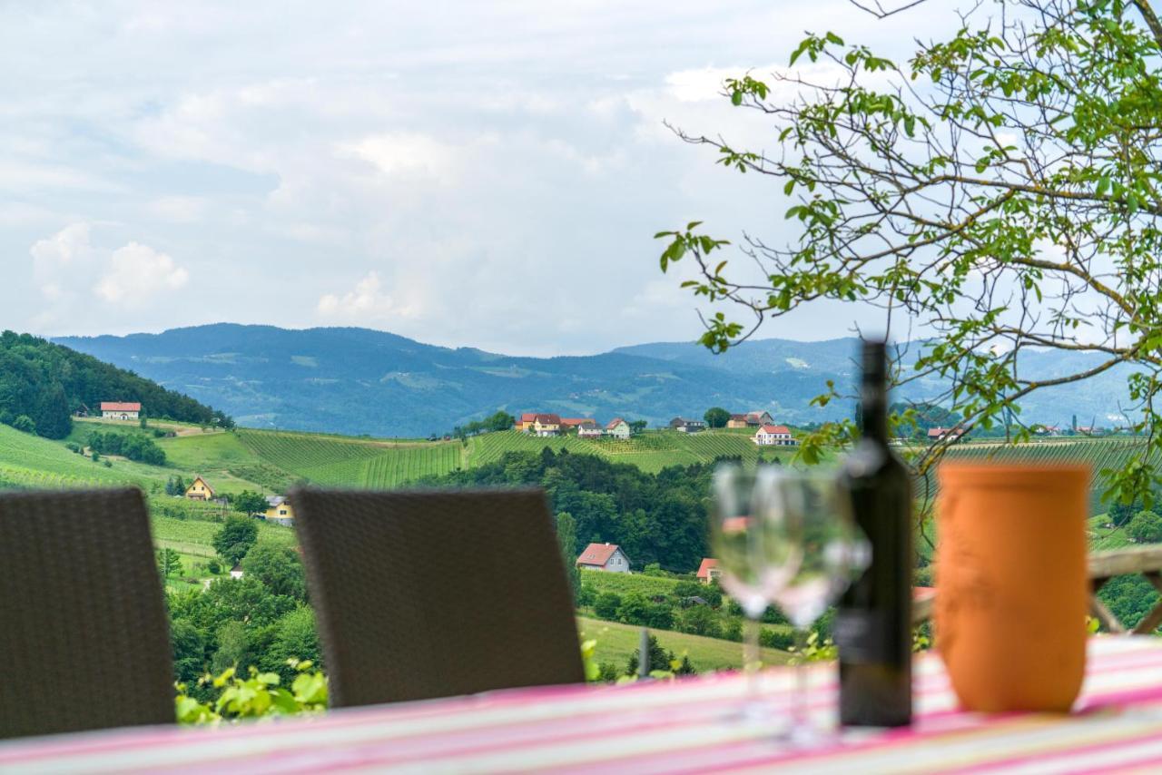 Das Weinberghaus Ratsch an der Weinstraße Eksteriør bilde